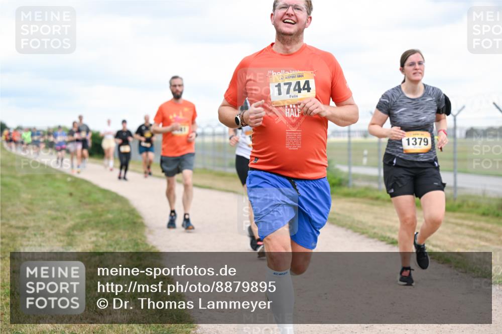 14.09.2025 - Airport Race Dr. Thomas Lammeyer http://msf.ph/oto/8879895 14.09.2025 12:29:41 Laufen 30, 1744, 1379 meine-sportfotos.de