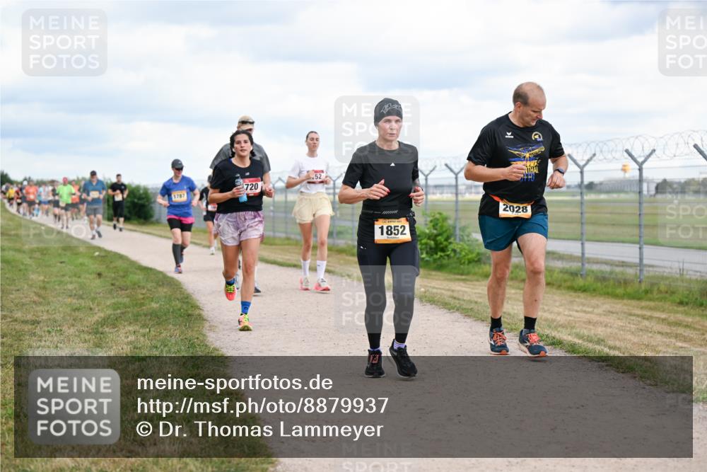 14.09.2025 - Airport Race Dr. Thomas Lammeyer http://msf.ph/oto/8879937 14.09.2025 12:29:47 Laufen 720, 1787, 1852, 2028 meine-sportfotos.de