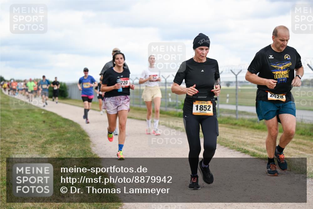 14.09.2025 - Airport Race Dr. Thomas Lammeyer http://msf.ph/oto/8879942 14.09.2025 12:29:48 Laufen 720, 1852, 2028 meine-sportfotos.de