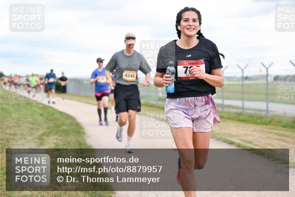 14.09.2025 - Airport Race Dr. Thomas Lammeyer http://msf.ph/oto/8879957 14.09.2025 12:29:50 Laufen 4248, 77 meine-sportfotos.de