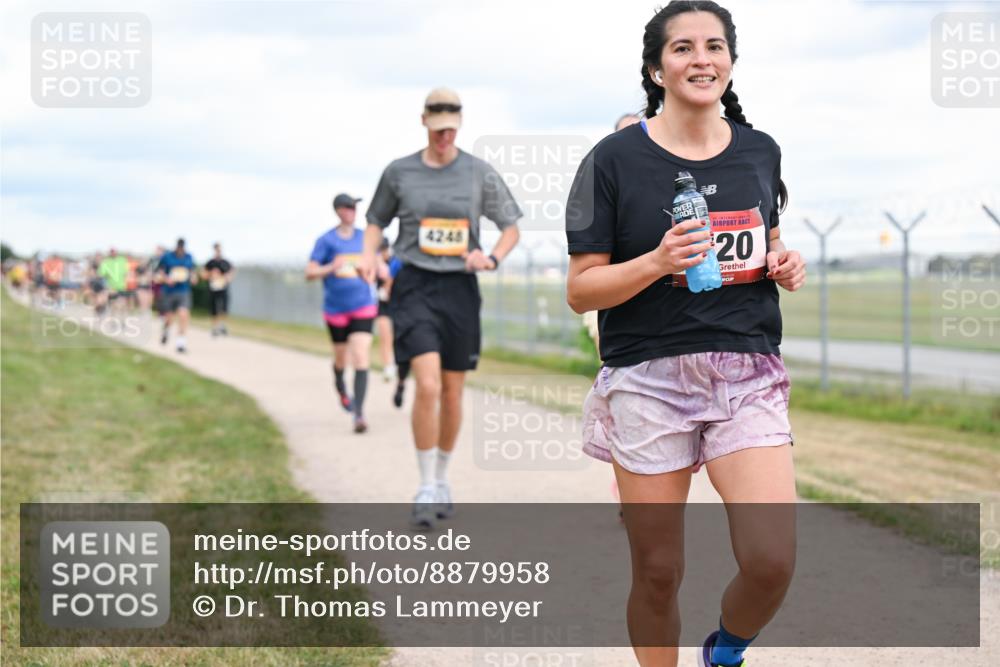 14.09.2025 - Airport Race Dr. Thomas Lammeyer http://msf.ph/oto/8879958 14.09.2025 12:29:50 Laufen 4248, 20 meine-sportfotos.de