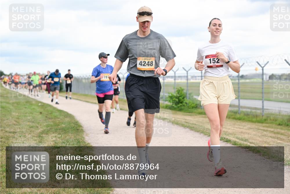 14.09.2025 - Airport Race Dr. Thomas Lammeyer http://msf.ph/oto/8879964 14.09.2025 12:29:51 Laufen 787, 4248, 152 meine-sportfotos.de