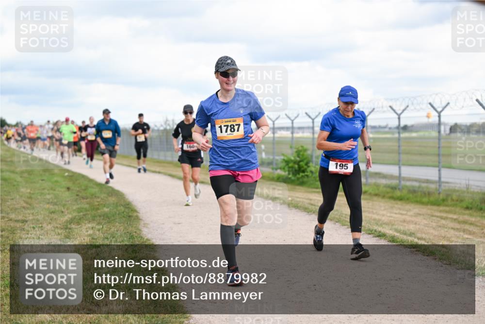 14.09.2025 - Airport Race Dr. Thomas Lammeyer http://msf.ph/oto/8879982 14.09.2025 12:29:53 Laufen 160, 1787, 195 meine-sportfotos.de