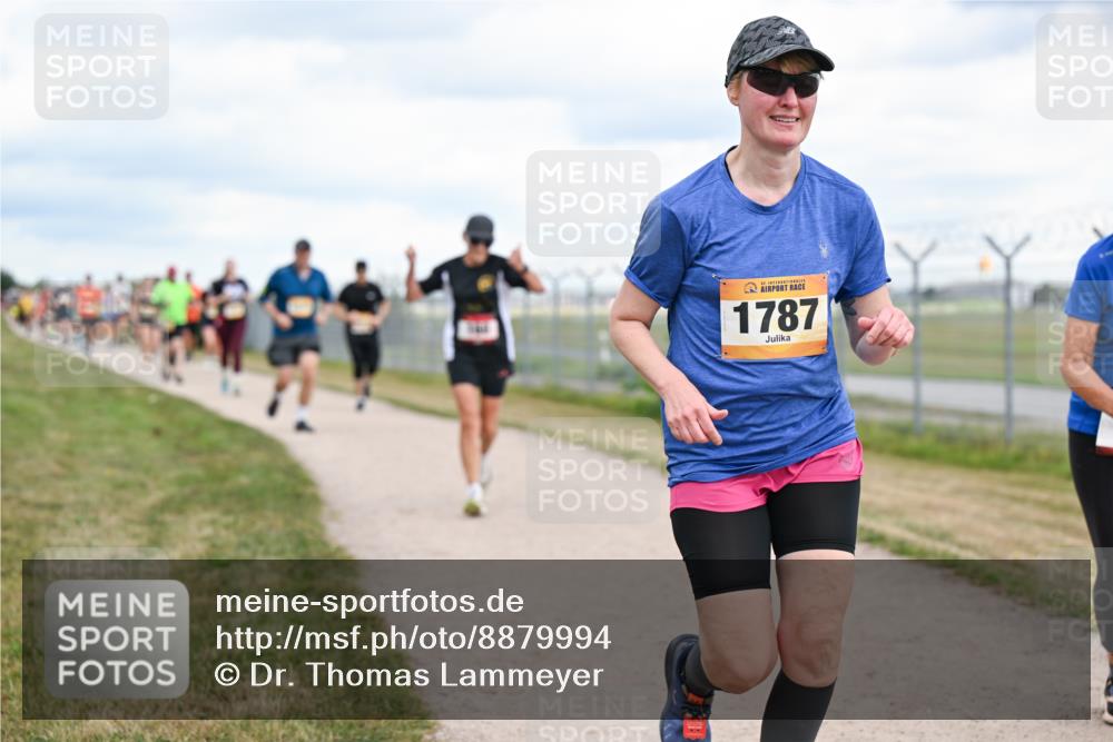 14.09.2025 - Airport Race Dr. Thomas Lammeyer http://msf.ph/oto/8879994 14.09.2025 12:29:54 Laufen 42, 1787 meine-sportfotos.de