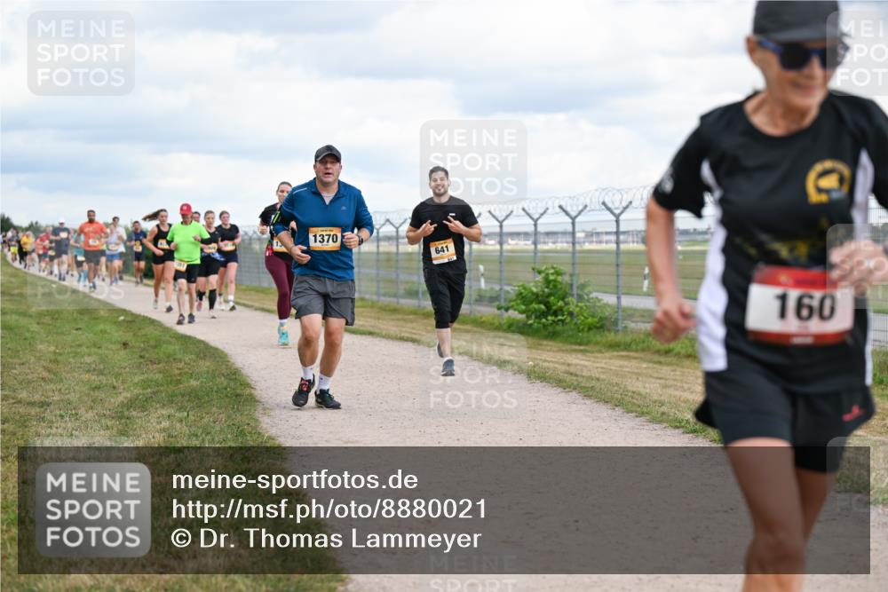 14.09.2025 - Airport Race Dr. Thomas Lammeyer http://msf.ph/oto/8880021 14.09.2025 12:29:57 Laufen 1370, 641, 160 meine-sportfotos.de