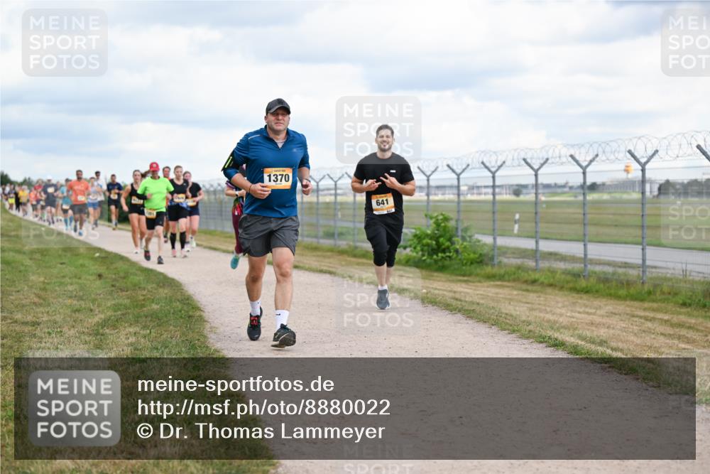 14.09.2025 - Airport Race Dr. Thomas Lammeyer http://msf.ph/oto/8880022 14.09.2025 12:29:57 Laufen 1370, 641 meine-sportfotos.de