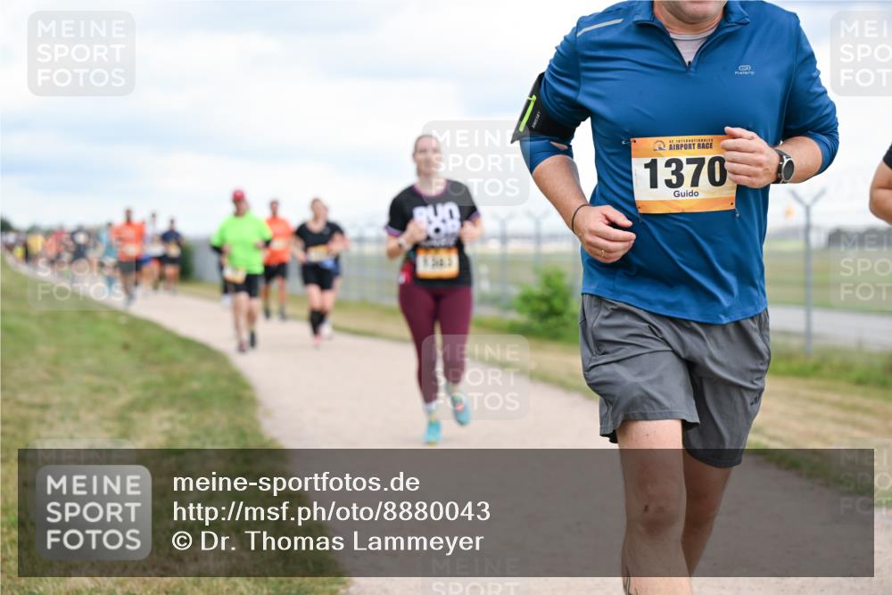 14.09.2025 - Airport Race Dr. Thomas Lammeyer http://msf.ph/oto/8880043 14.09.2025 12:30:00 Laufen 42, 1370 meine-sportfotos.de