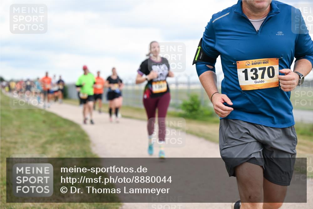 14.09.2025 - Airport Race Dr. Thomas Lammeyer http://msf.ph/oto/8880044 14.09.2025 12:30:00 Laufen 42, 1370 meine-sportfotos.de