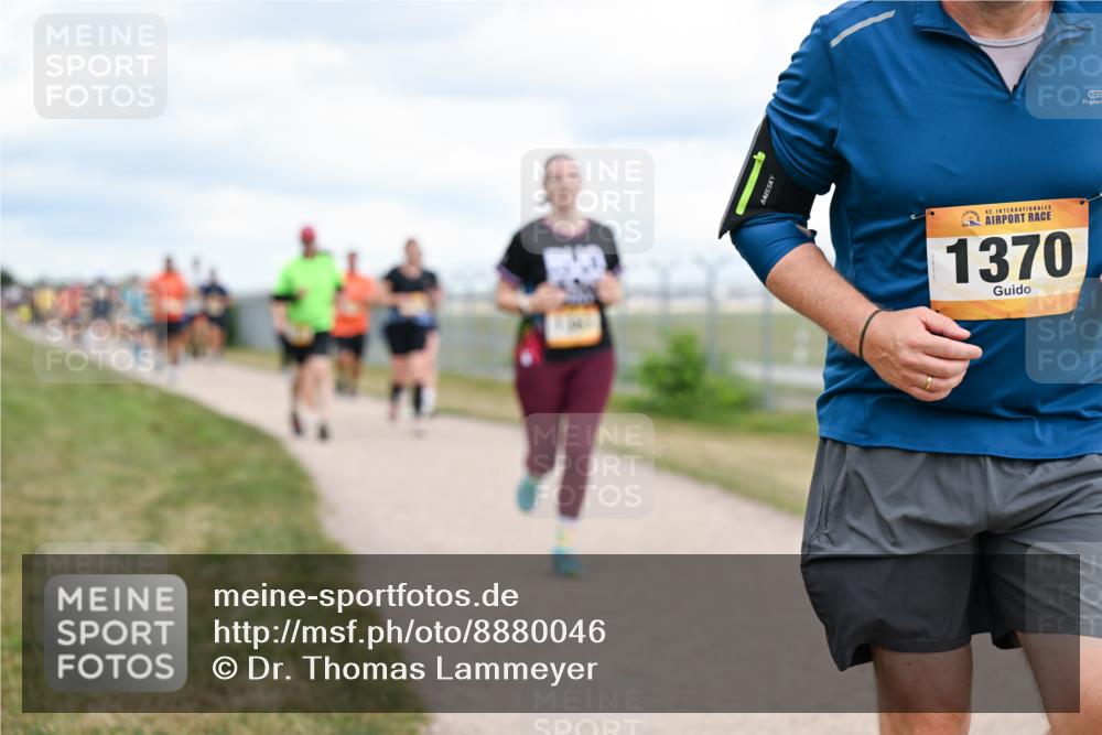 14.09.2025 - Airport Race Dr. Thomas Lammeyer http://msf.ph/oto/8880046 14.09.2025 12:30:00 Laufen 42, 1370 meine-sportfotos.de