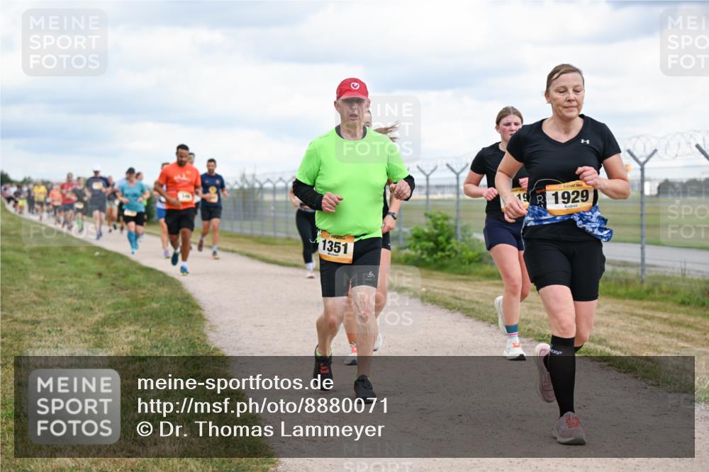 14.09.2025 - Airport Race Dr. Thomas Lammeyer http://msf.ph/oto/8880071 14.09.2025 12:30:05 Laufen 1351, 6, 1929 meine-sportfotos.de