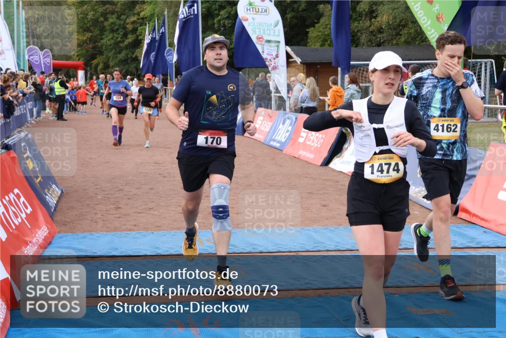 14.09.2025 - Airport Race Strokosch-Dieckow http://msf.ph/oto/8880073 14.09.2025 12:40:23 Ziel 12, 154, 170, 319, 983, 1228, 1474, 2130, 2137, 4162 meine-sportfotos.de