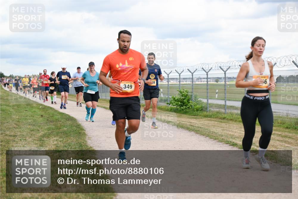 14.09.2025 - Airport Race Dr. Thomas Lammeyer http://msf.ph/oto/8880106 14.09.2025 12:30:09 Laufen 1874, 1586, 1131, 212, 8, 349, 6 meine-sportfotos.de