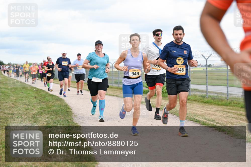 14.09.2025 - Airport Race Dr. Thomas Lammeyer http://msf.ph/oto/8880125 14.09.2025 12:30:11 Laufen 1131, 2123, 949, 1730, 1730, 948 meine-sportfotos.de