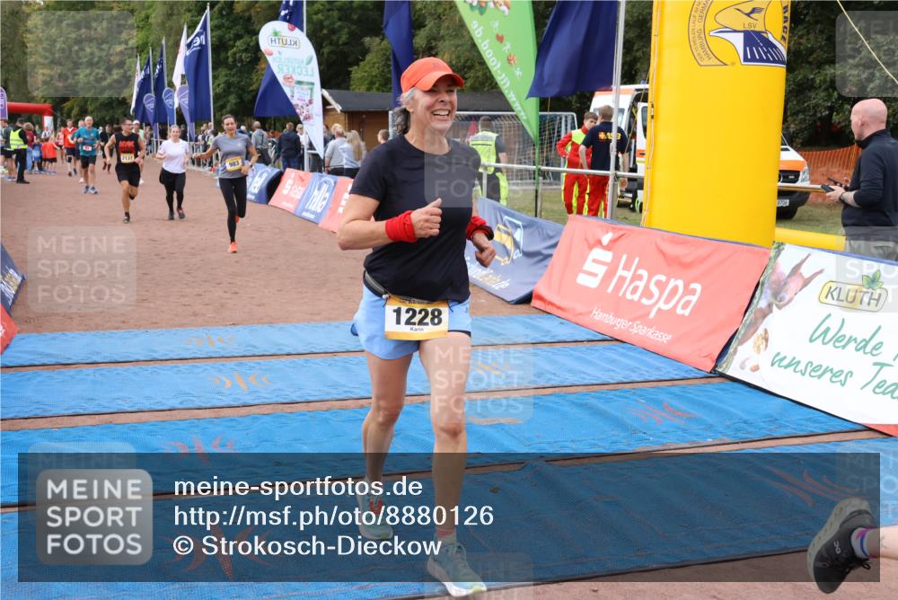 14.09.2025 - Airport Race Strokosch-Dieckow http://msf.ph/oto/8880126 14.09.2025 12:40:28 Ziel 12, 93, 154, 738, 983, 1228, 2130, 2137, 4097 meine-sportfotos.de