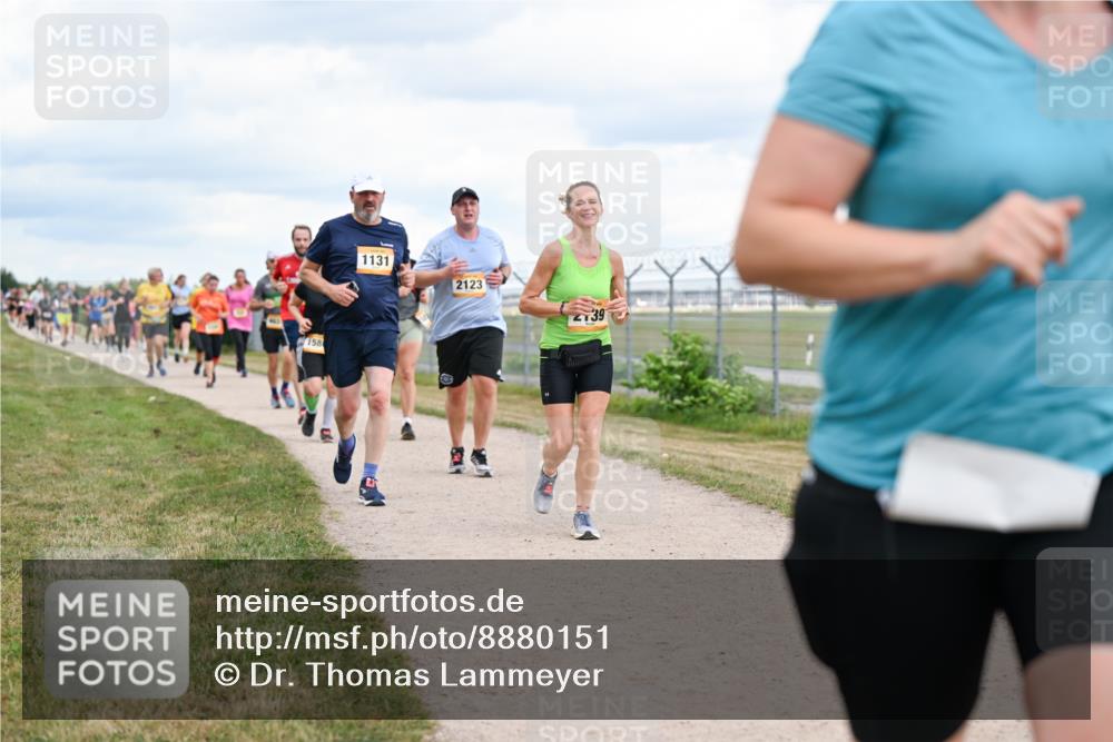 14.09.2025 - Airport Race Dr. Thomas Lammeyer http://msf.ph/oto/8880151 14.09.2025 12:30:14 Laufen 158, 1131, 2123, 39 meine-sportfotos.de