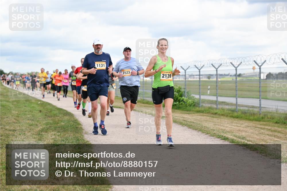 14.09.2025 - Airport Race Dr. Thomas Lammeyer http://msf.ph/oto/8880157 14.09.2025 12:30:15 Laufen 15, 1131, 2123, 2139 meine-sportfotos.de