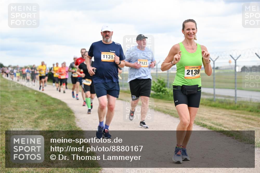 14.09.2025 - Airport Race Dr. Thomas Lammeyer http://msf.ph/oto/8880167 14.09.2025 12:30:16 Laufen 1586, 1131, 2123, 2139 meine-sportfotos.de