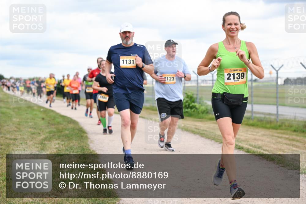 14.09.2025 - Airport Race Dr. Thomas Lammeyer http://msf.ph/oto/8880169 14.09.2025 12:30:16 Laufen 1586, 1131, 2123, 2139 meine-sportfotos.de