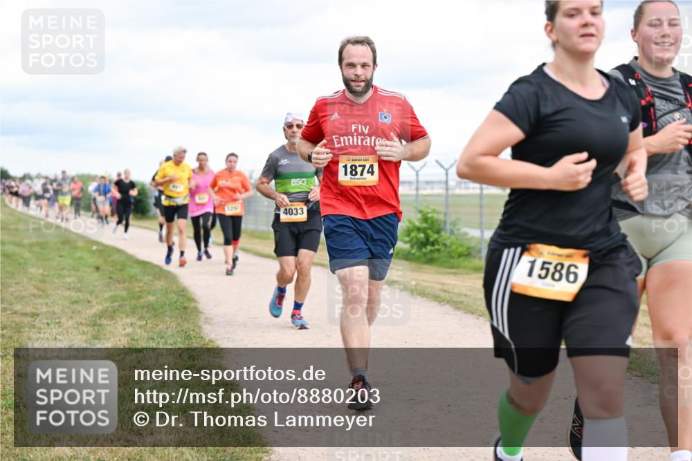 14.09.2025 - Airport Race Dr. Thomas Lammeyer http://msf.ph/oto/8880203 14.09.2025 12:30:19 Laufen 1874, 1240, 4033, 1586 meine-sportfotos.de
