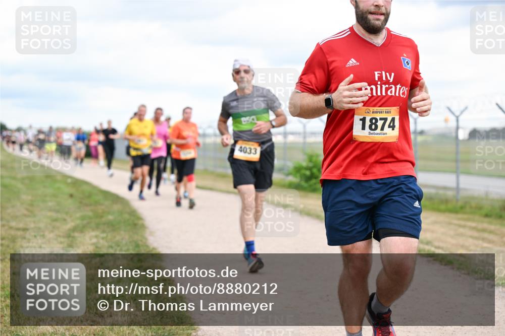 14.09.2025 - Airport Race Dr. Thomas Lammeyer http://msf.ph/oto/8880212 14.09.2025 12:30:20 Laufen 4033, 1874 meine-sportfotos.de