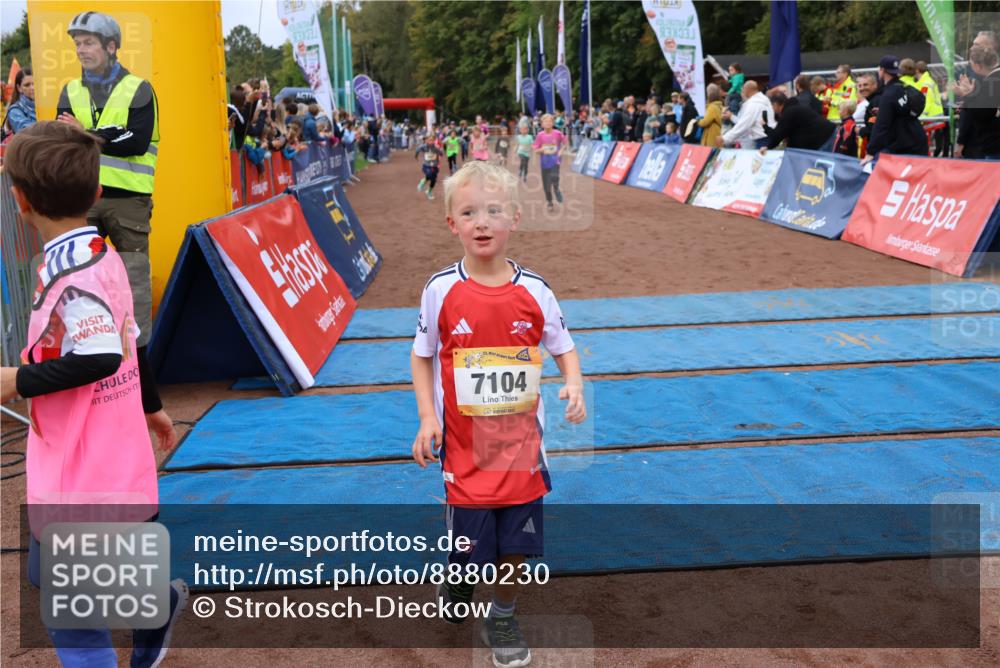 14.09.2025 - Airport Race Strokosch-Dieckow http://msf.ph/oto/8880230 14.09.2025 10:09:45 Ziel 3037, 3073, 3074, 3108, 3158, 3198, 3277, 3283, 3298, 3444, 3454, 3455, 3507, 3529, 3536, 3610, 3744 meine-sportfotos.de