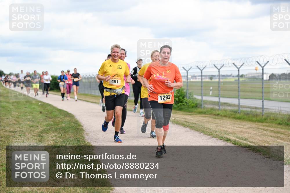 14.09.2025 - Airport Race Dr. Thomas Lammeyer http://msf.ph/oto/8880234 14.09.2025 12:30:23 Laufen 491, 1292 meine-sportfotos.de