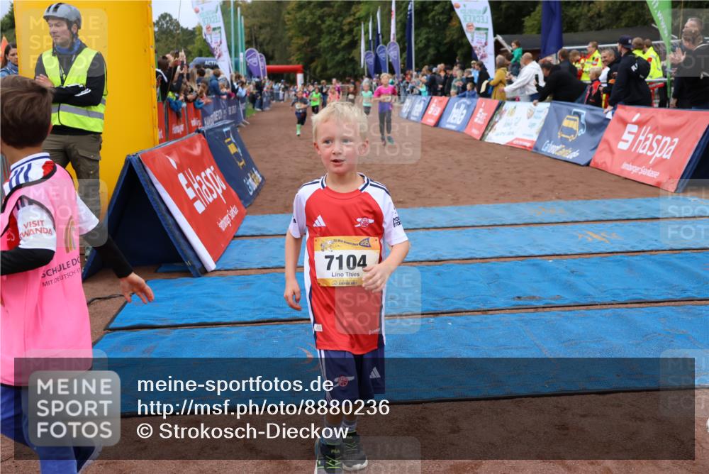 14.09.2025 - Airport Race Strokosch-Dieckow http://msf.ph/oto/8880236 14.09.2025 10:09:45 Ziel 3037, 3073, 3074, 3108, 3158, 3198, 3277, 3283, 3298, 3444, 3454, 3455, 3507, 3529, 3536, 3610, 3744 meine-sportfotos.de