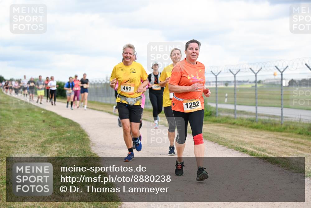 14.09.2025 - Airport Race Dr. Thomas Lammeyer http://msf.ph/oto/8880238 14.09.2025 12:30:24 Laufen 491, 1292 meine-sportfotos.de