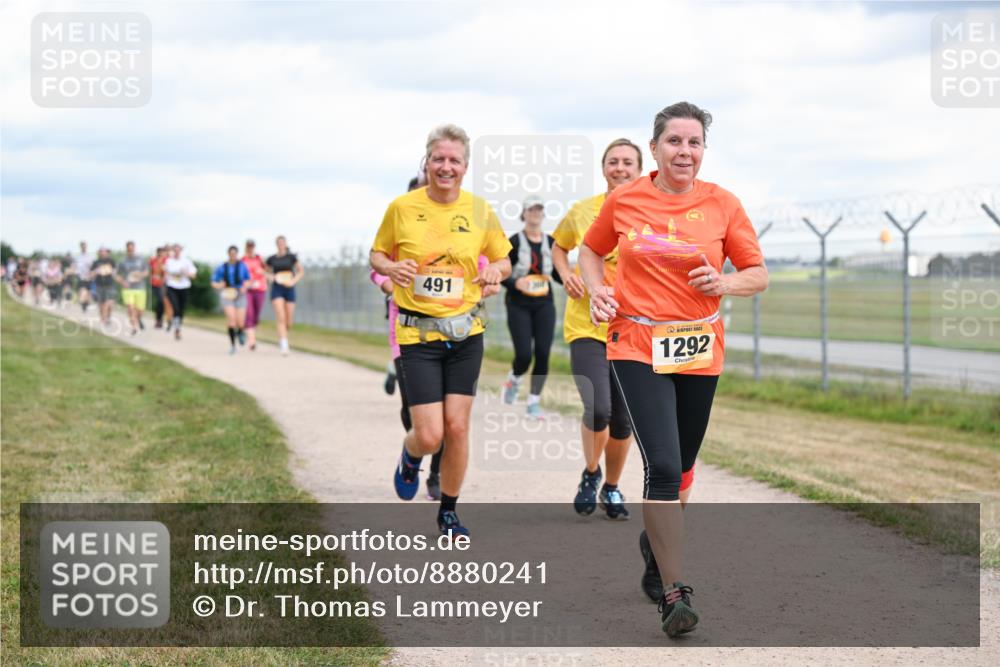 14.09.2025 - Airport Race Dr. Thomas Lammeyer http://msf.ph/oto/8880241 14.09.2025 12:30:24 Laufen 491, 1292 meine-sportfotos.de