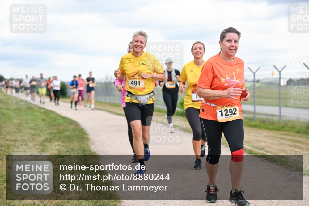 14.09.2025 - Airport Race Dr. Thomas Lammeyer http://msf.ph/oto/8880244 14.09.2025 12:30:24 Laufen 491, 1292 meine-sportfotos.de