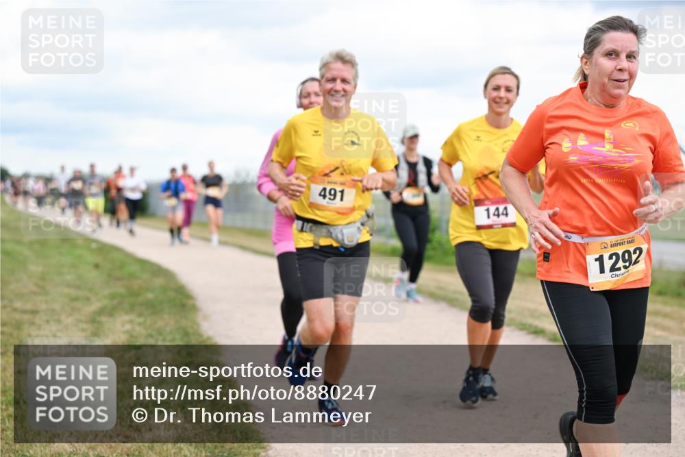 14.09.2025 - Airport Race Dr. Thomas Lammeyer http://msf.ph/oto/8880247 14.09.2025 12:30:25 Laufen 491, 144, 1292 meine-sportfotos.de