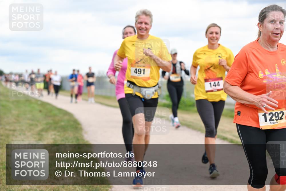 14.09.2025 - Airport Race Dr. Thomas Lammeyer http://msf.ph/oto/8880248 14.09.2025 12:30:25 Laufen 491, 144, 1292 meine-sportfotos.de