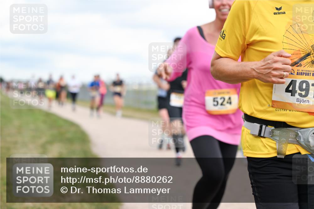 14.09.2025 - Airport Race Dr. Thomas Lammeyer http://msf.ph/oto/8880262 14.09.2025 12:30:26 Laufen 524, 42, 491 meine-sportfotos.de