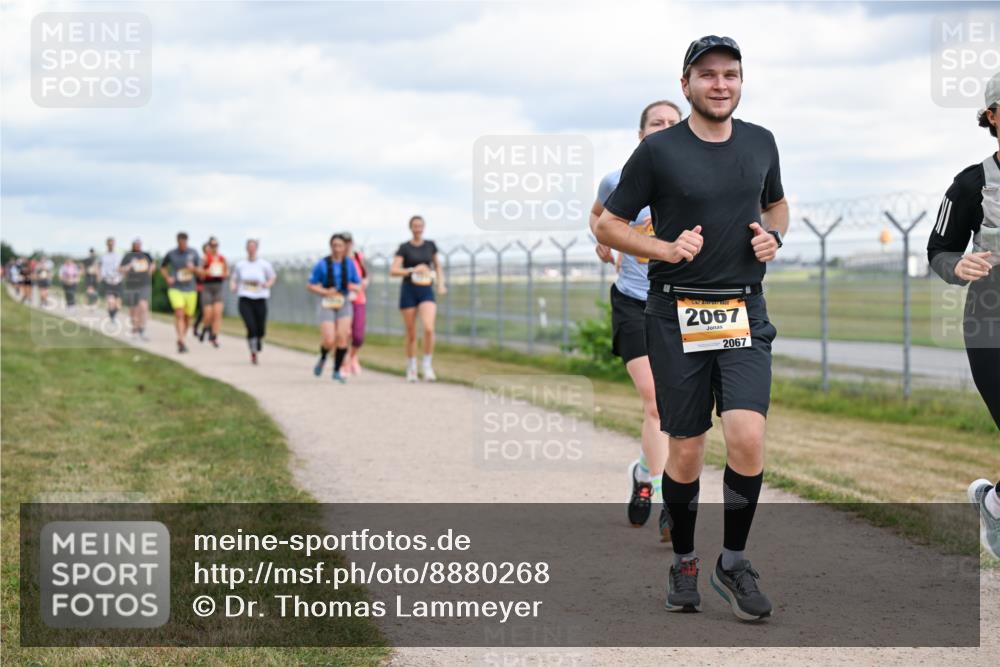 14.09.2025 - Airport Race Dr. Thomas Lammeyer http://msf.ph/oto/8880268 14.09.2025 12:30:27 Laufen 2067, 2067 meine-sportfotos.de