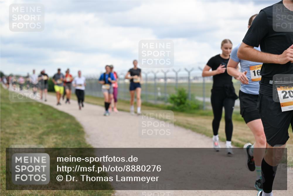 14.09.2025 - Airport Race Dr. Thomas Lammeyer http://msf.ph/oto/8880276 14.09.2025 12:30:28 Laufen 16, 20 meine-sportfotos.de