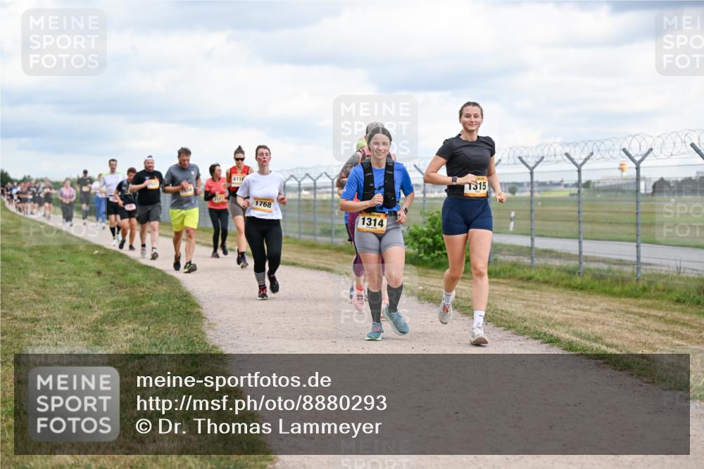14.09.2025 - Airport Race Dr. Thomas Lammeyer http://msf.ph/oto/8880293 14.09.2025 12:30:31 Laufen 4116, 1768, 1314, 1315 meine-sportfotos.de