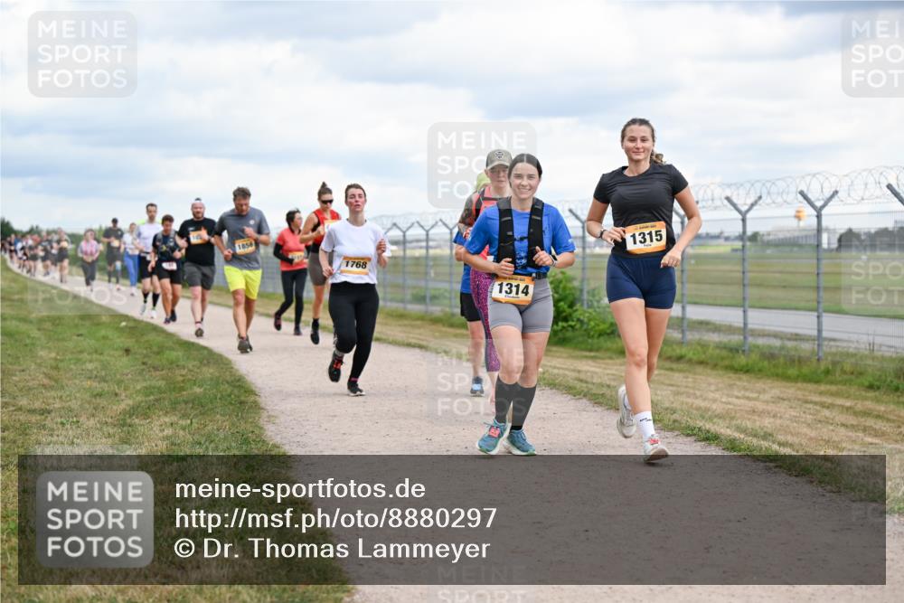14.09.2025 - Airport Race Dr. Thomas Lammeyer http://msf.ph/oto/8880297 14.09.2025 12:30:31 Laufen 1856, 1768, 1314, 1315 meine-sportfotos.de