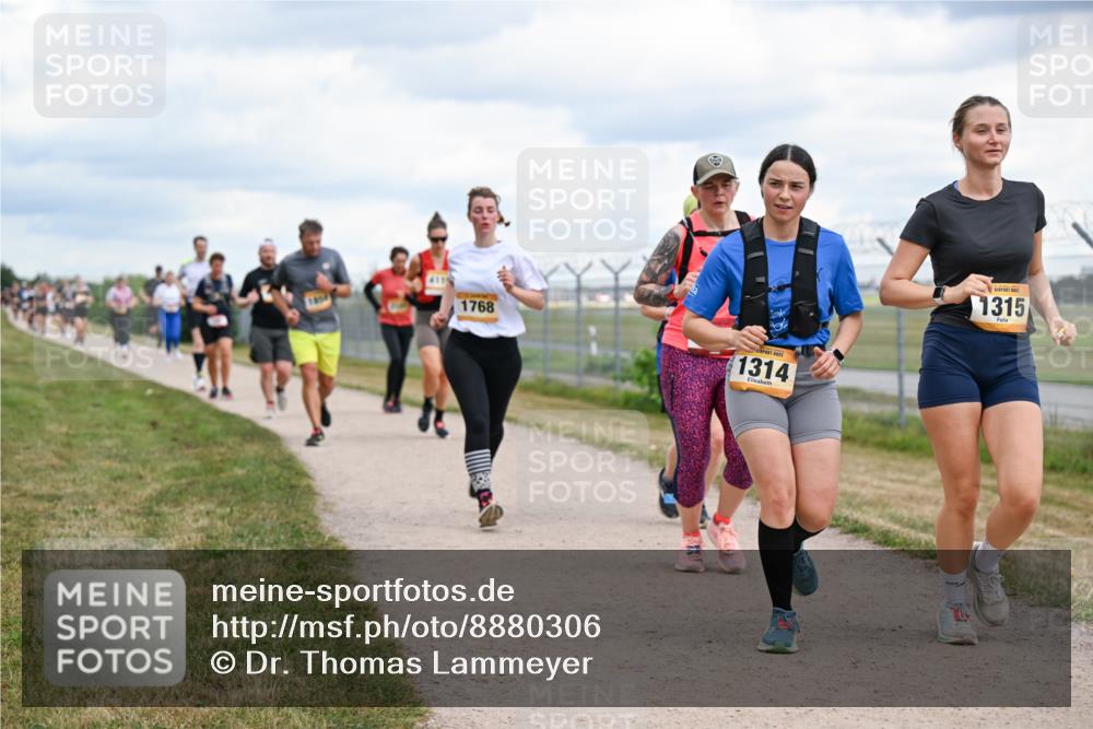 14.09.2025 - Airport Race Dr. Thomas Lammeyer http://msf.ph/oto/8880306 14.09.2025 12:30:32 Laufen 1804, 1315, 1768, 1314 meine-sportfotos.de