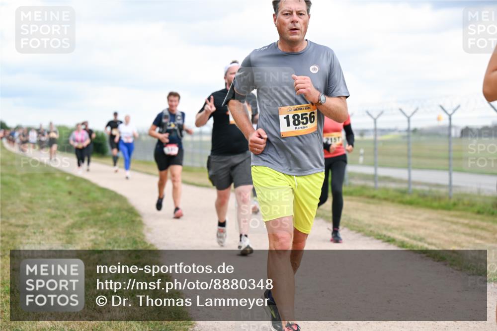 14.09.2025 - Airport Race Dr. Thomas Lammeyer http://msf.ph/oto/8880348 14.09.2025 12:30:37 Laufen 1856, 215 meine-sportfotos.de