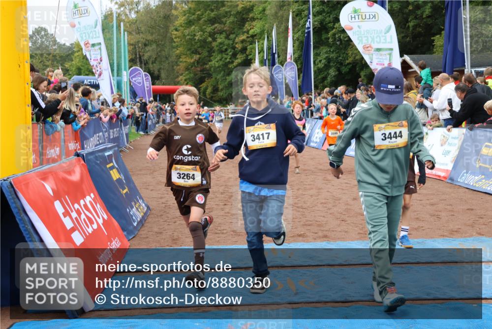 14.09.2025 - Airport Race Strokosch-Dieckow http://msf.ph/oto/8880350 14.09.2025 10:09:55 Ziel 3264, 3265, 3277, 3285, 3288, 3293, 3298, 3417, 3444, 3454, 3507, 3536, 3599, 3610, 3744 meine-sportfotos.de