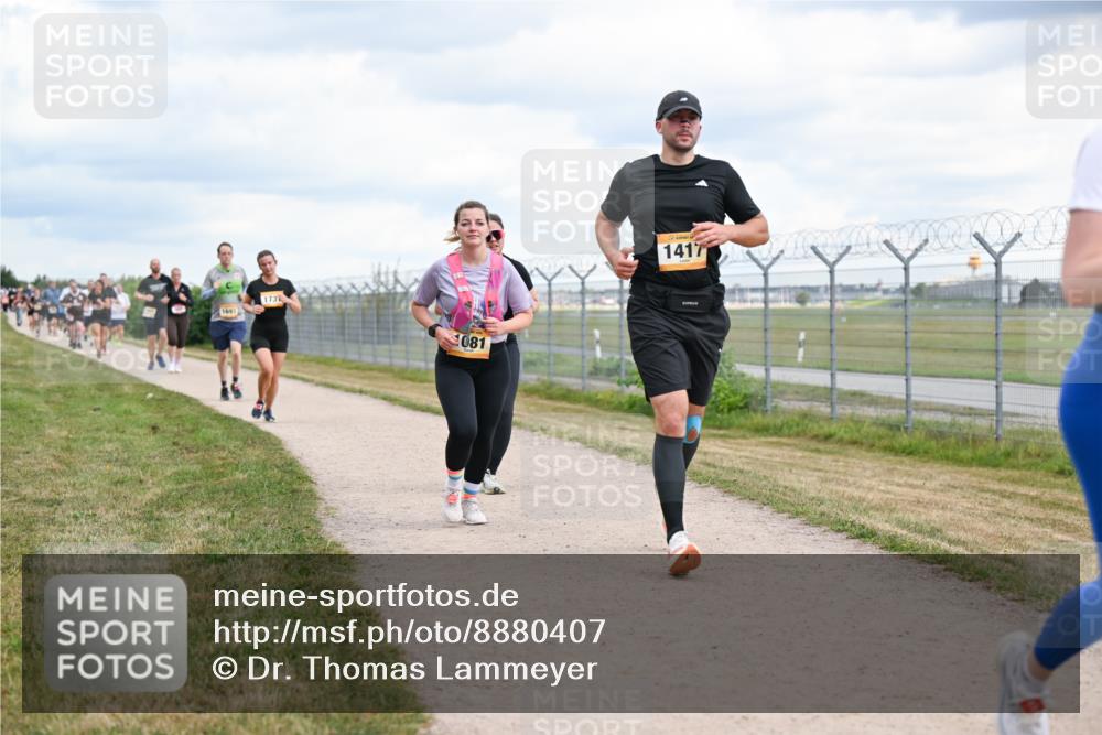 14.09.2025 - Airport Race Dr. Thomas Lammeyer http://msf.ph/oto/8880407 14.09.2025 12:30:44 Laufen 1693, 173, 081, 1417 meine-sportfotos.de