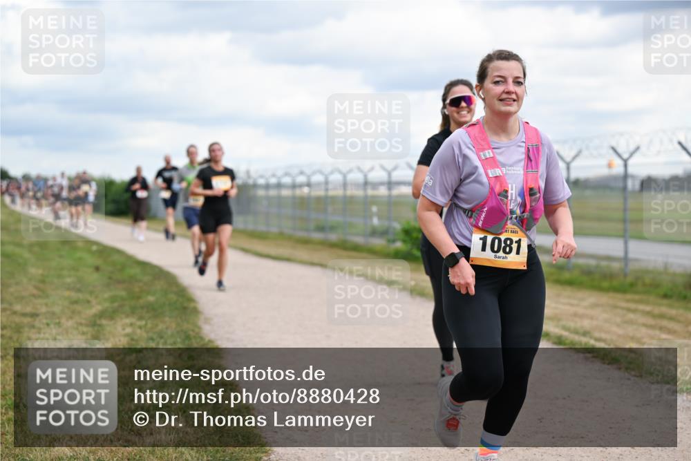 14.09.2025 - Airport Race Dr. Thomas Lammeyer http://msf.ph/oto/8880428 14.09.2025 12:30:46 Laufen 1081 meine-sportfotos.de