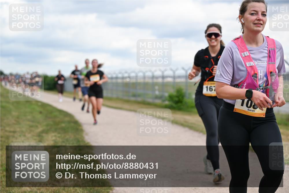 14.09.2025 - Airport Race Dr. Thomas Lammeyer http://msf.ph/oto/8880431 14.09.2025 12:30:47 Laufen 167, 10 meine-sportfotos.de