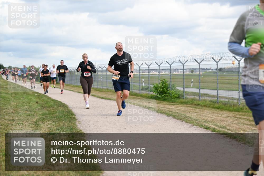 14.09.2025 - Airport Race Dr. Thomas Lammeyer http://msf.ph/oto/8880475 14.09.2025 12:30:52 Laufen 685, 1469 meine-sportfotos.de
