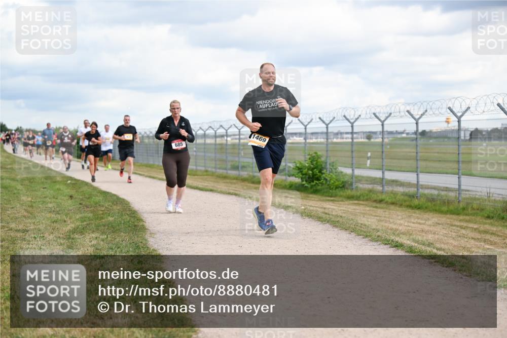 14.09.2025 - Airport Race Dr. Thomas Lammeyer http://msf.ph/oto/8880481 14.09.2025 12:30:53 Laufen 685, 1469, 1469 meine-sportfotos.de