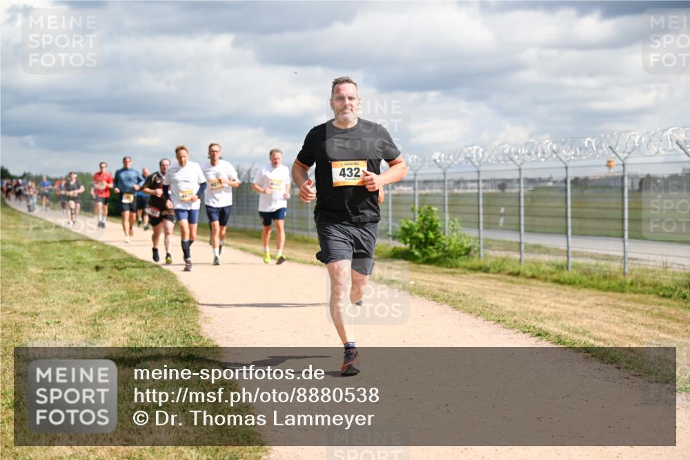14.09.2025 - Airport Race Dr. Thomas Lammeyer http://msf.ph/oto/8880538 14.09.2025 12:30:59 Laufen 432 meine-sportfotos.de