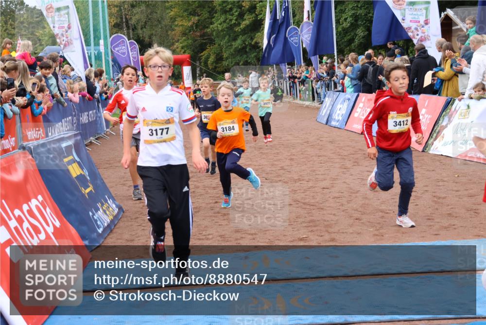 14.09.2025 - Airport Race Strokosch-Dieckow http://msf.ph/oto/8880547 14.09.2025 10:10:14 Ziel 3054, 3165, 3174, 3177, 3182, 3184, 3412, 3447, 3449, 3539, 3577 meine-sportfotos.de