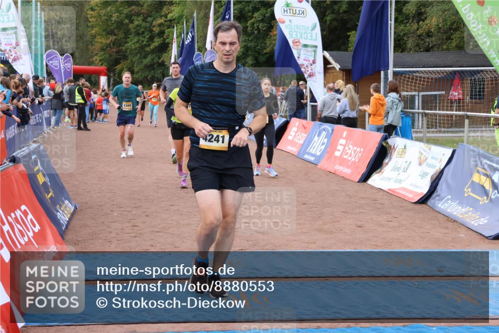 14.09.2025 - Airport Race Strokosch-Dieckow http://msf.ph/oto/8880553 14.09.2025 12:41:01 Ziel 1151, 1290, 1323, 1775, 2096, 4157, 4211, 4241, 4399 meine-sportfotos.de