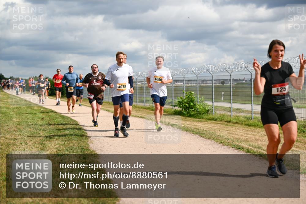 14.09.2025 - Airport Race Dr. Thomas Lammeyer http://msf.ph/oto/8880561 14.09.2025 12:31:01 Laufen 4078, 4080, 125, 1982, 167 meine-sportfotos.de