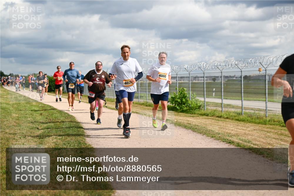 14.09.2025 - Airport Race Dr. Thomas Lammeyer http://msf.ph/oto/8880565 14.09.2025 12:31:02 Laufen 1982, 167, 4080, 407 meine-sportfotos.de